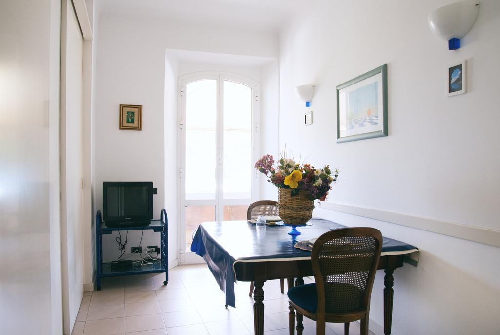 A Conchija Blu Apartment Porto Venere Bagian luar foto